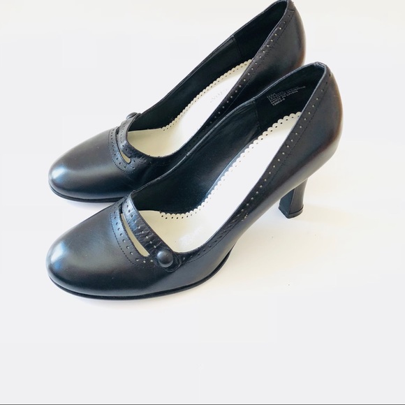 WORTHINGTON Leather black Shoes Size: 9M - Picture 2 of 5